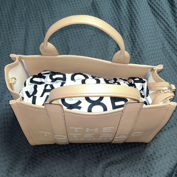 The leather medium tote bag - Marc Jacobs - Picture 7 of 9